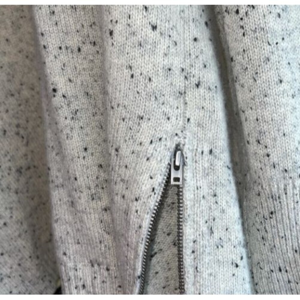 Club Monaco Cashmere Cardigan with Hood XS/ Small - Picture 5 of 5